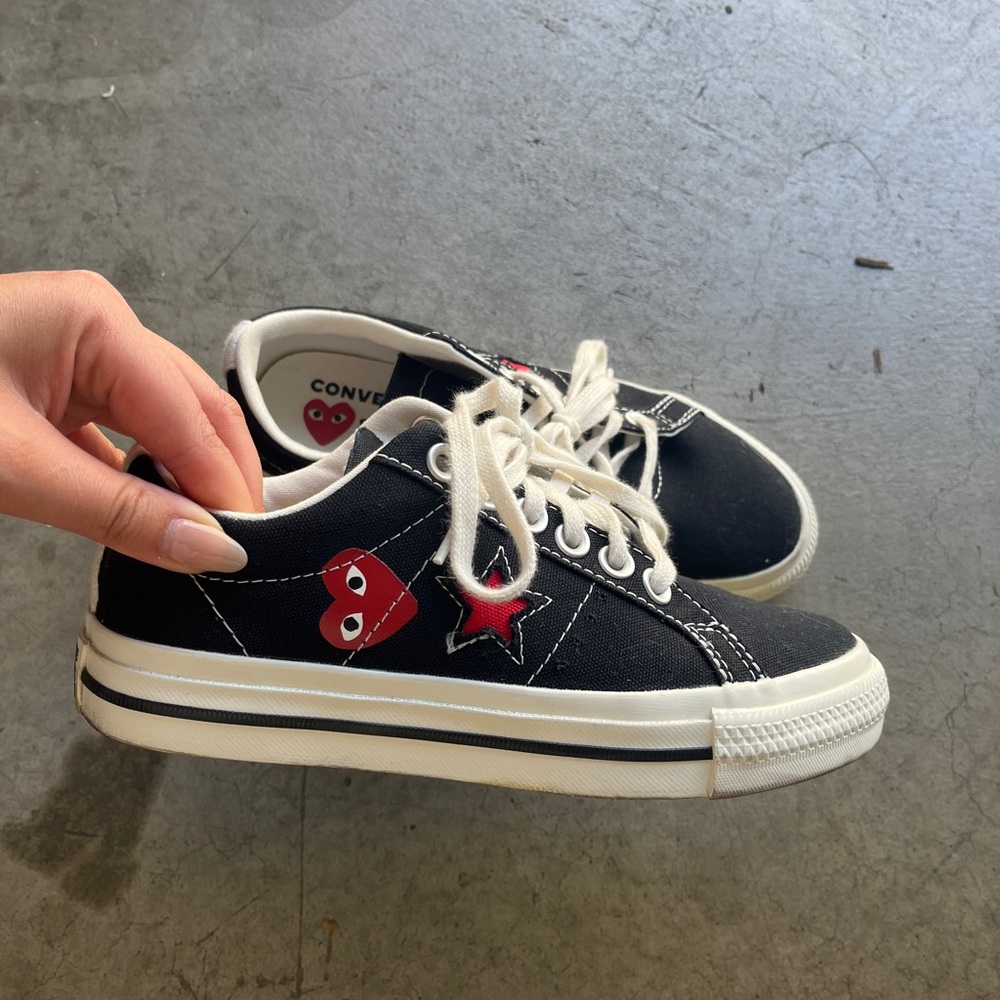 Comme des Garçons PLAY

One Star Low-Top Sneakers